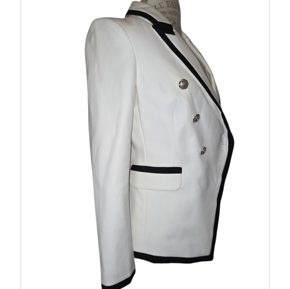 White House Black Market Contrast Studio Blazer Ecru Black Trim NWT Size 2 - Picture 2 of 12
